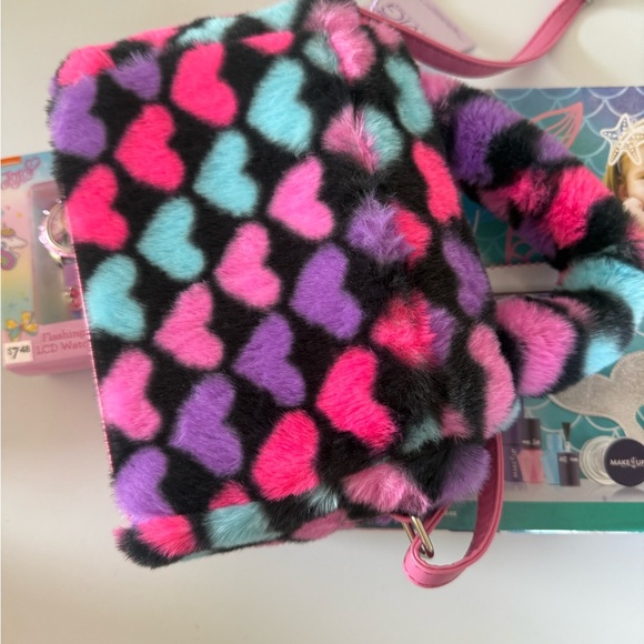 Girls 4 piece bundle - Picture 5 of 9